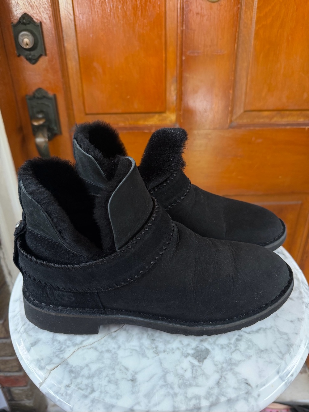 WORN ONCE! Ugg Mckay black boots Size 9 women’s